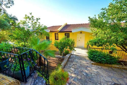 Bougainvillea Houses