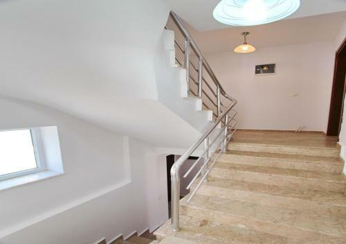 Arnna 5 Villa