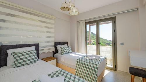 Amore 2 - 4 Bedroom Villa In Hisaronu