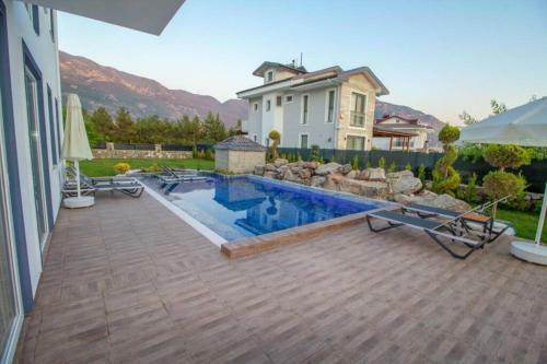 Ak Deniz Villa