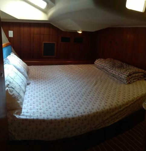 Sailing Yacht Avara