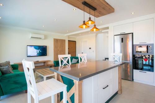 Efe Villa