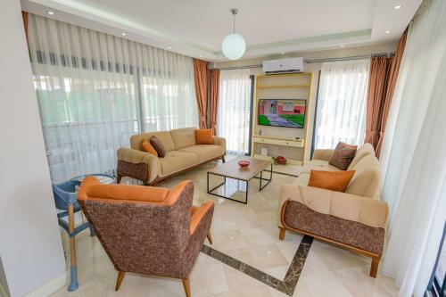 Charming Villa With Private Pool And Central Location In Fethiye