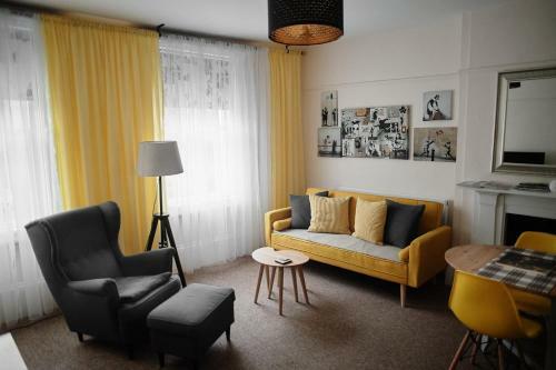 Apartamentos Central Located One Bedroom Apt
