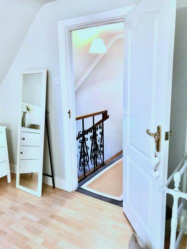 Hostal Fox View Guesthouse