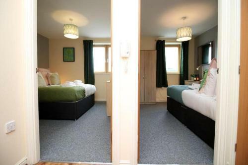 Ideal Centrally Located 2 Bed Apartment