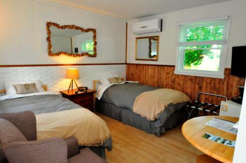 Motel Des Deux Lacs