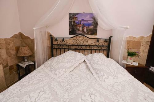 Herakles Hotel