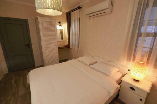 Herakles Hotel