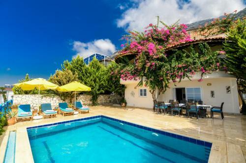 Helios Villa