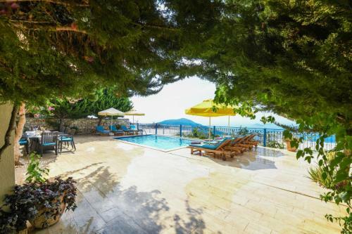 Helios Villa