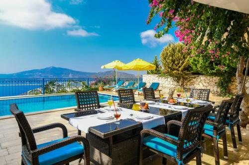Helios Villa