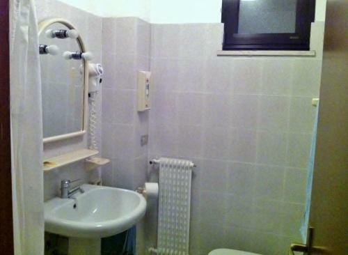 Hotel Euro Meubl�