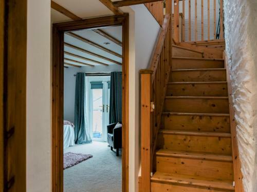 Pass The Keys Peaceful & Coastal 2 Bedroom Cottage