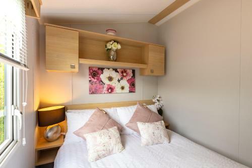 Inside No 9 Retreat Carnforth