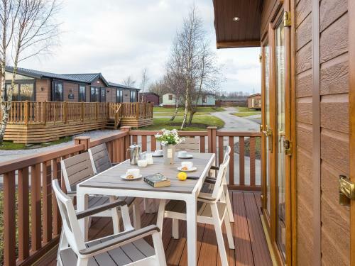 Waternook Lodge