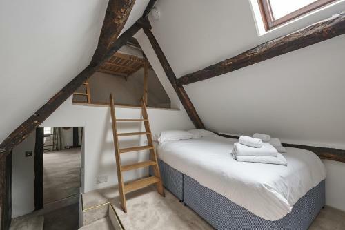 Luxury Cotswolds Cottage Including Hot Tub, Castle Combe