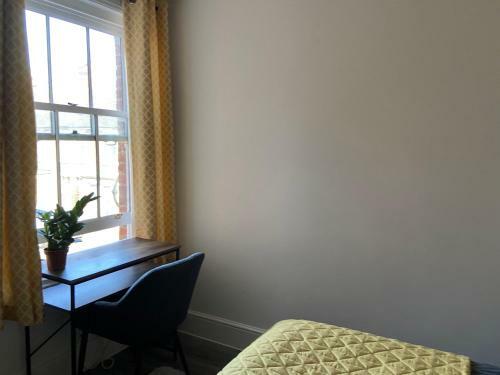 Hostal Canterbury Guest House