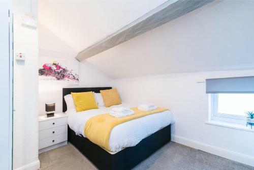 *beautiful Apartment*free Gated Parking* Fast Wifi