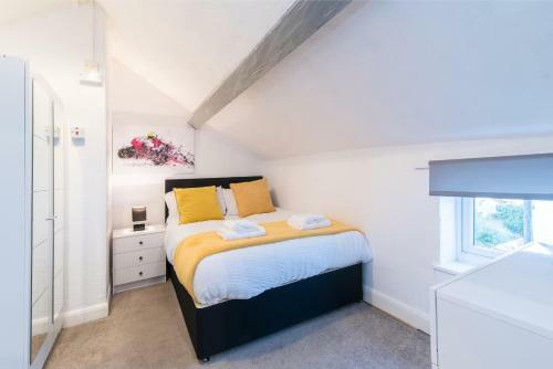*beautiful Apartment*free Gated Parking* Fast Wifi