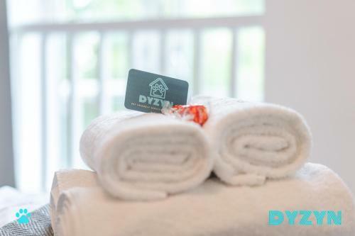 Apartamento Dyzyn Living - B2b Stays -secure Parking -great Location