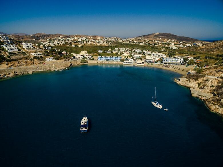 Vari Beach Hotel