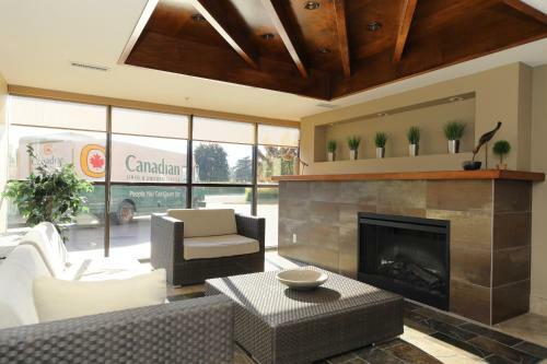 Apartamentos Playa Del Sol Resort - Vacation Rentals