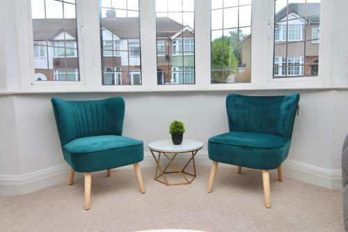 Seedfield House - Elegant Stylish Home