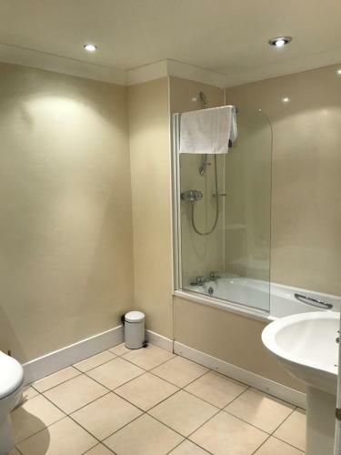The Maxwell Arms Hotel