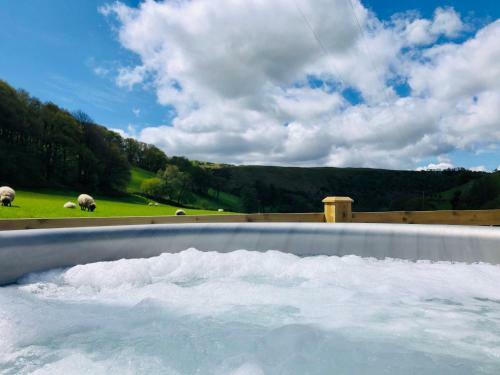 Lodge Mid Wales Luxury Huts