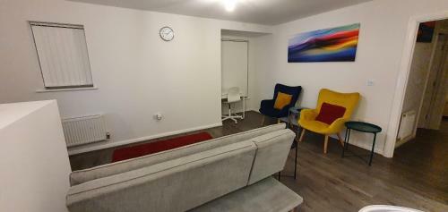 Sterling House, Dartford With Netflix & Amazon Music