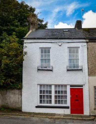 Devine House