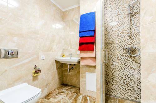 Artal Apartment On Obolonsky Avenue 16a