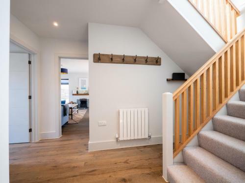 Luxury Detached House On Redwalls, Dartmouth