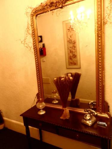 Hostal St Martins Guest House