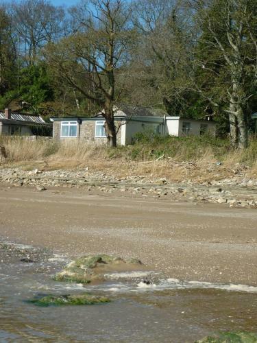 Shore Cottage