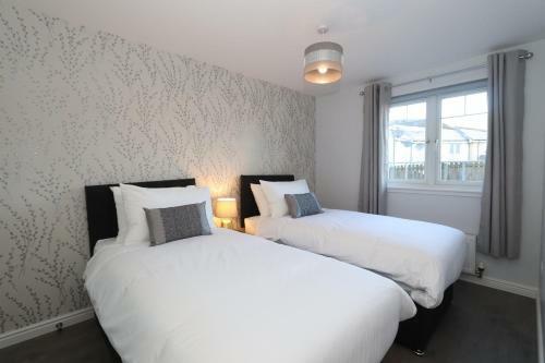 Dunfermline - Luxury Two Bedroom Apartment - Tp