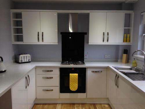 Apartamento Flat Three, 212 Eaglesham Road, East Kilbride, Glasgow