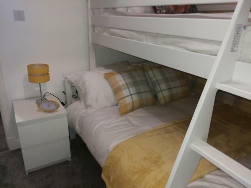 Stewartfield Gardens Apartment