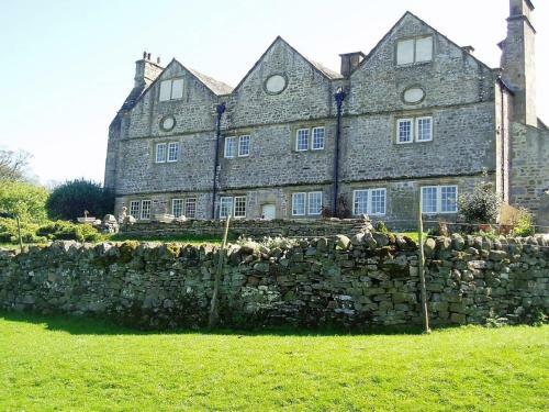 Braithwaite Hall Apartment