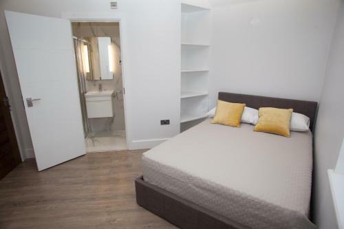 Hostal Goldbeaters House