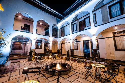 Atojja Chucuito Hotel