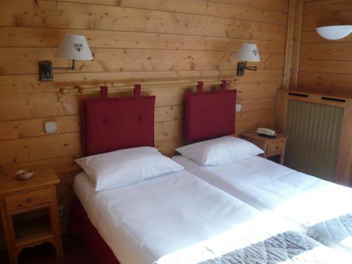 Hotel Le Caprice Des Neiges H�tels-chalets De Tradition
