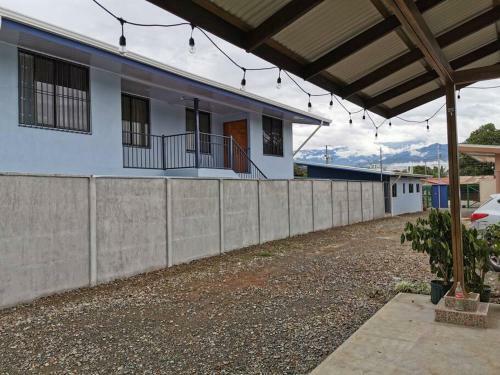 Apartamento En Edificio De Dos Niveles