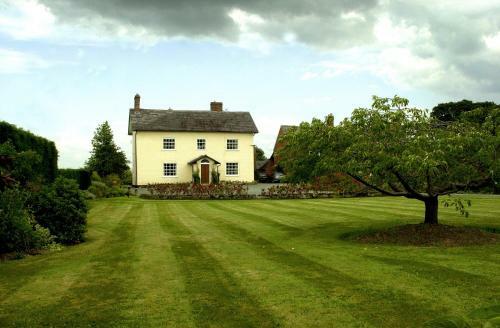 Bed & Breakfast Hordley Hall