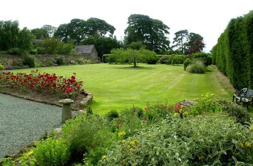 Bed & Breakfast Hordley Hall