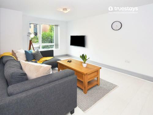 Kiln Side By Truestays - 3 Bedroom House