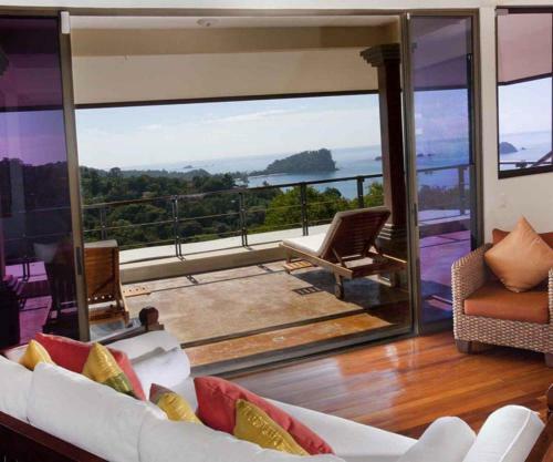 Villa Perezoso Luxury Mansion