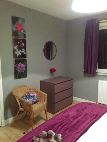 Lowood Cottage