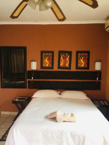 Hostal Mopani Guest House